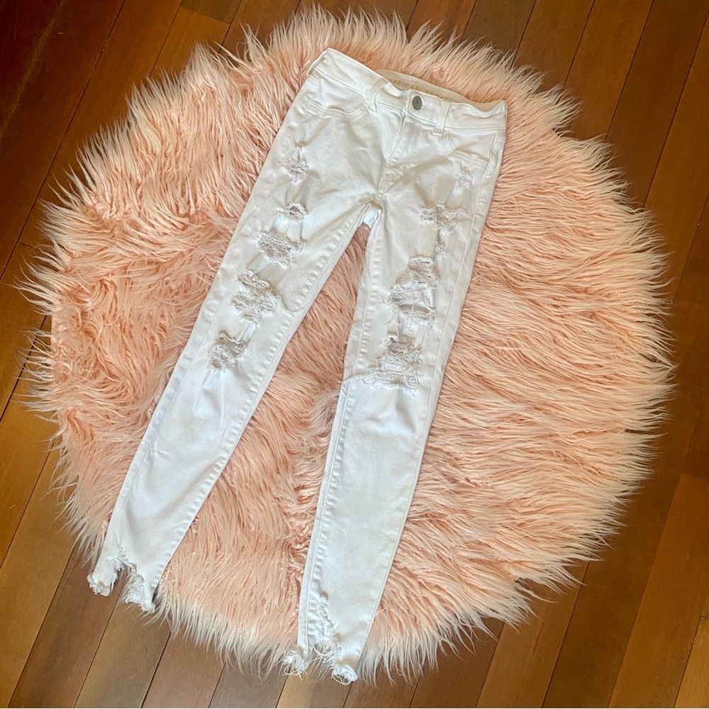 American Eagle Outfitters Next Level Stretch White Jeans